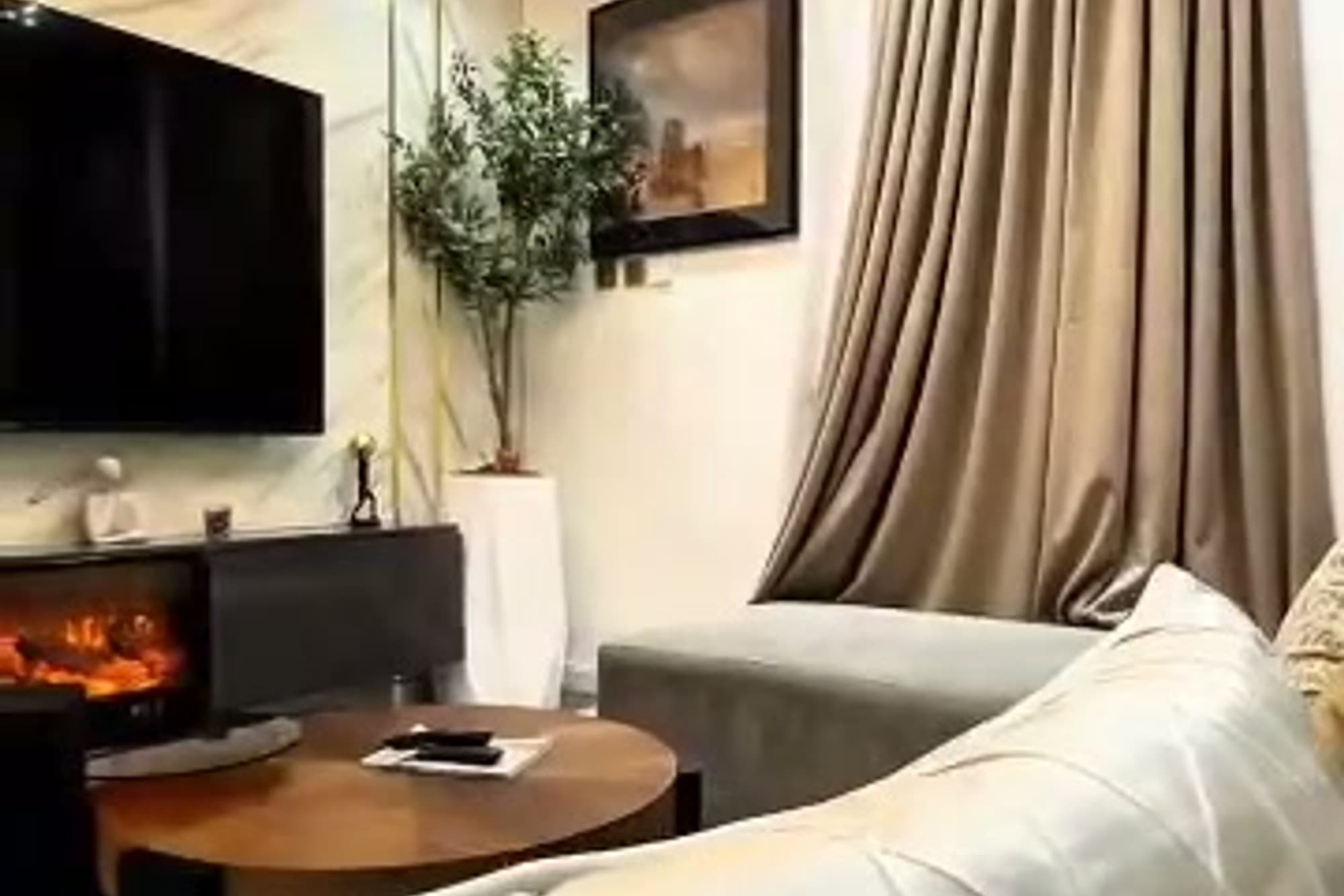 Luxury 2 Bedroom Apartment With Pool And Elevators in Lekki